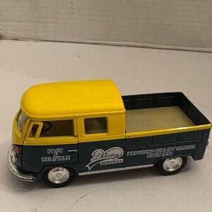 Fast & Reliable Yellow and Blue Toy Delivery Truck